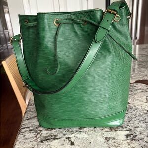 Louis Vuitton Green Epi Leather Noé Bucket Bag
